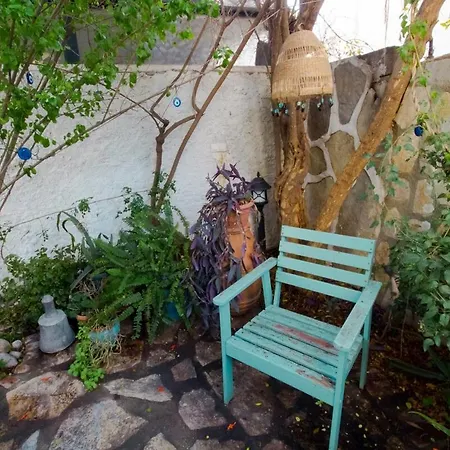 One Br Vacation W/garden In Apartment